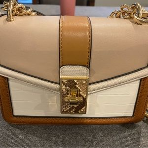 Stylish bag for all occasions!